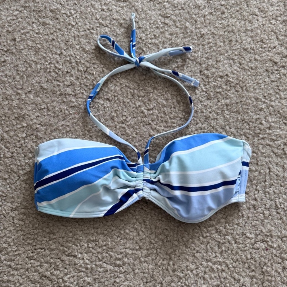 Hollister bikini top
